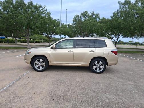 Sandy Beach Metallic 2008 Toyota Highlander Sport