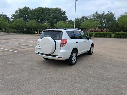 Super White 2012 Toyota RAV4 Base