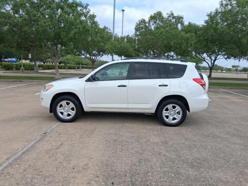 Super White 2012 Toyota RAV4 Base