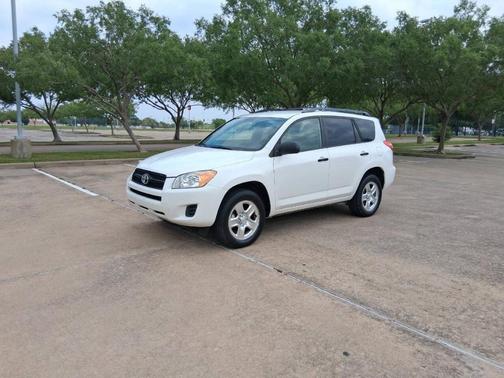 Super White 2012 Toyota RAV4 Base