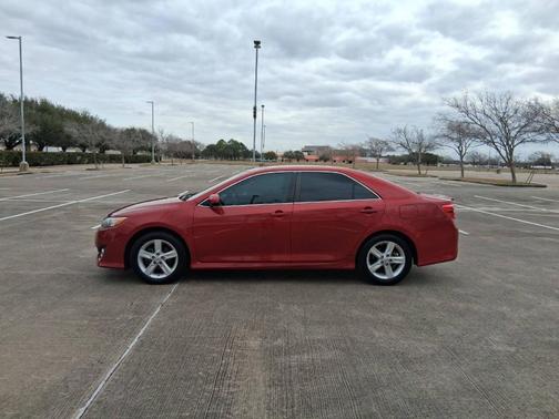 2013 Toyota Camry SE