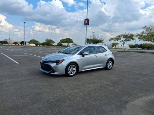 2021 Toyota Corolla Hatchback SE