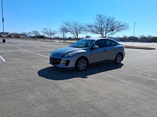 2013 Mazda Mazda3 i Sport