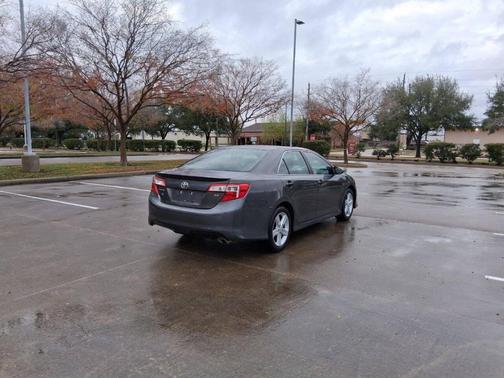2013 Toyota Camry SE