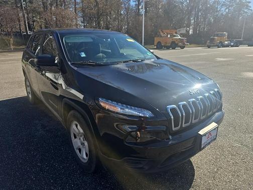 2017 Jeep Cherokee Sport