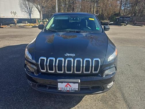 2017 Jeep Cherokee Sport