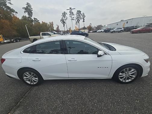 2017 Chevrolet Malibu 1LT