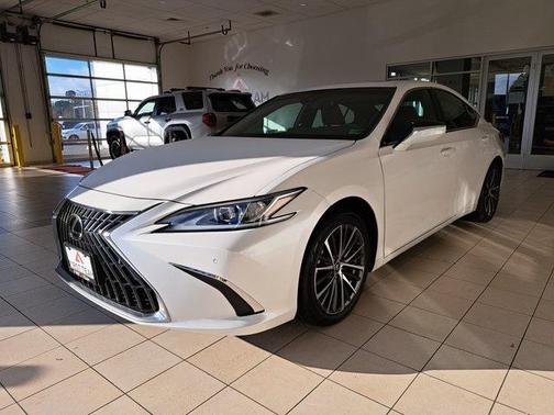 2023 Lexus ES 350 Base