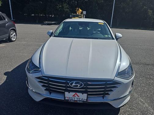 2022 Hyundai SONATA SE