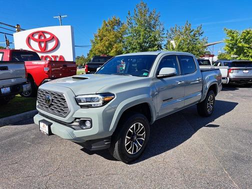 2022 Toyota Tacoma TRD Sport