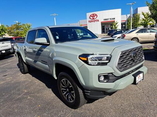 2022 Toyota Tacoma TRD Sport