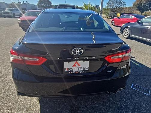 2018 Toyota Camry SE