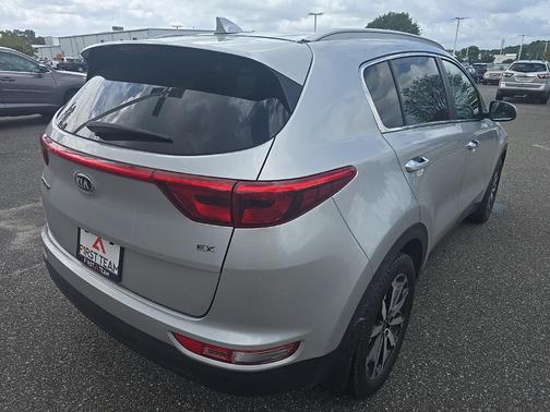 2017 Kia Sportage EX