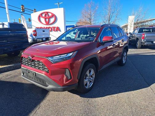 2023 Toyota RAV4 XLE