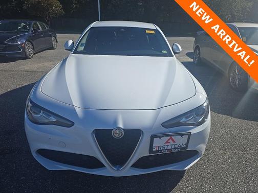 2020 Alfa Romeo Giulia Base