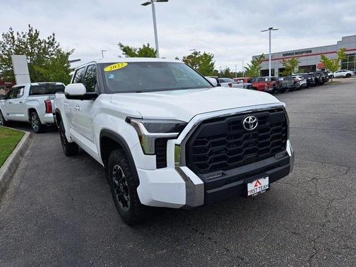2022 Toyota Tundra SR5