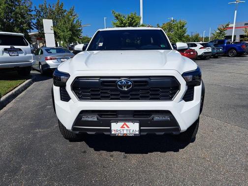 2025 Toyota Tacoma TRD Off-Road