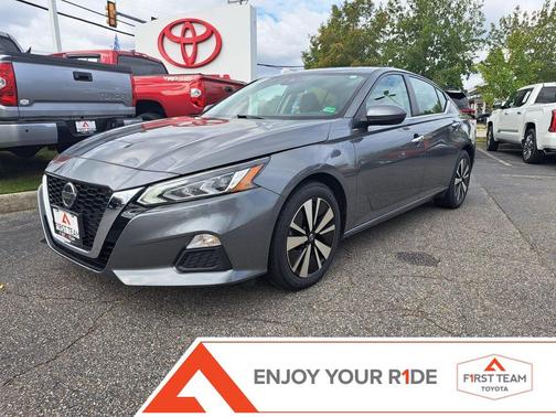 2022 Nissan Altima 2.5 SV