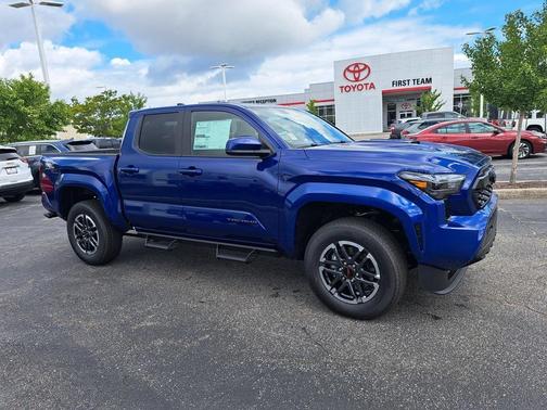 2025 Toyota Tacoma TRD Sport