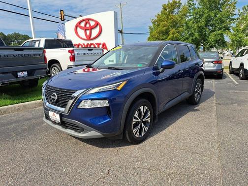 2022 Nissan Rogue SV
