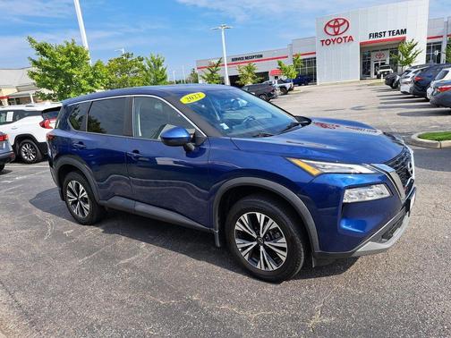 2022 Nissan Rogue SV