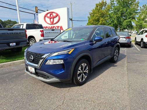2022 Nissan Rogue SV