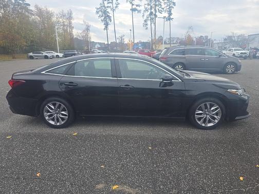 2021 Toyota Avalon XLE