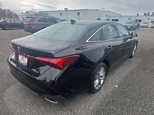 2021 Toyota Avalon XLE