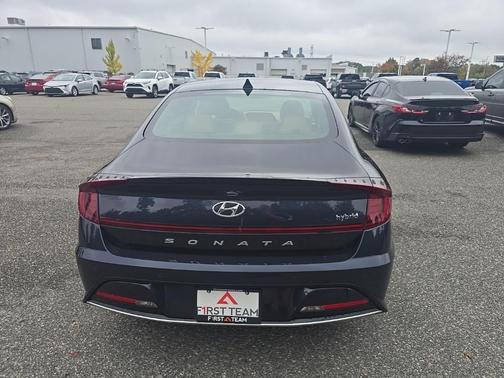 2021 Hyundai SONATA Limited 2.0T