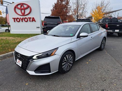 2023 Nissan Altima 2.5 SV