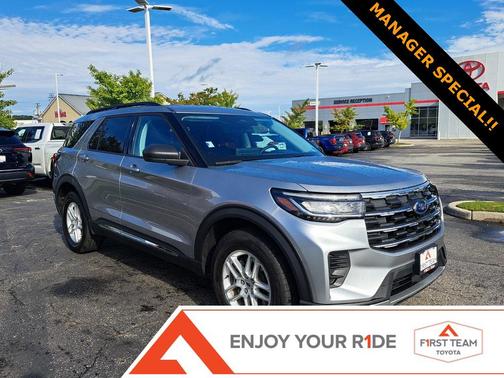 2025 Ford Explorer Active