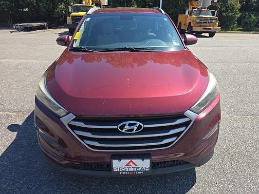2017 Hyundai TUCSON SE
