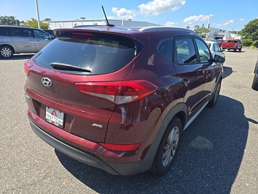 2017 Hyundai TUCSON SE