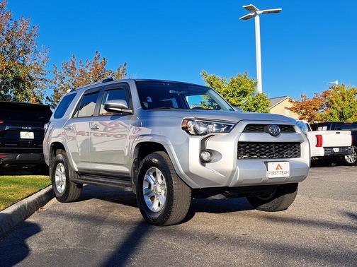 2019 Toyota 4Runner SR5