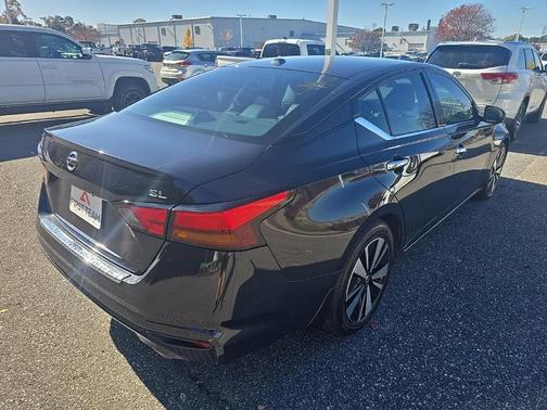 2021 Nissan Altima 2.5 SL