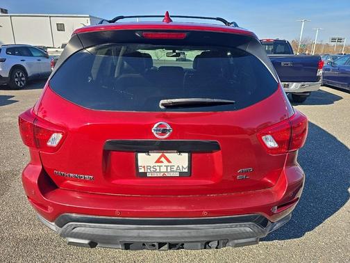 2020 Nissan Pathfinder SL 4WD