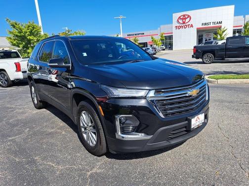 2022 Chevrolet Traverse LT Cloth