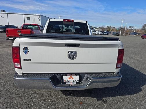 2019 RAM 1500 SLT
