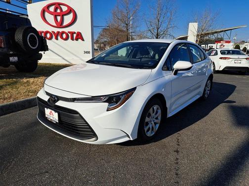 2026 Toyota Corolla LE