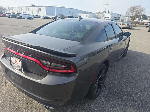 2018 Dodge Charger SXT Plus