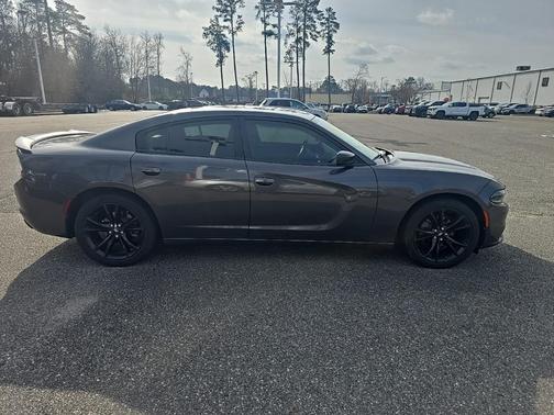 2018 Dodge Charger SXT Plus