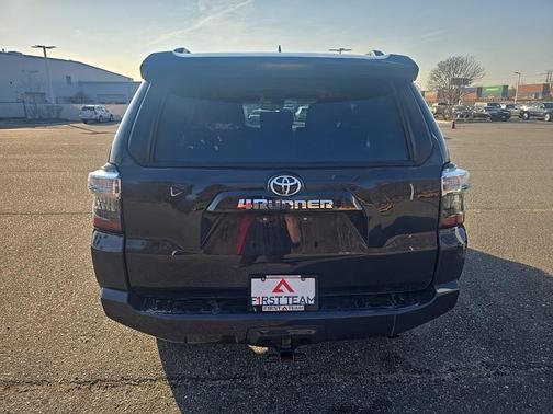 2024 Toyota 4Runner SR5