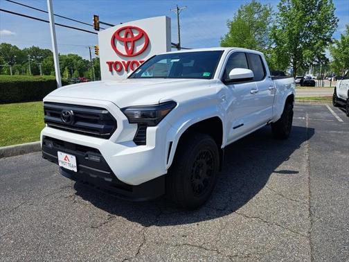 2025 Toyota Tacoma SR5