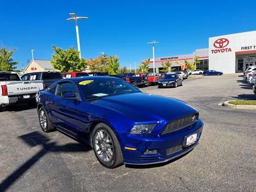 2014 Ford Mustang V6 Premium