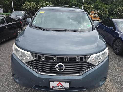 2011 Nissan Quest LE