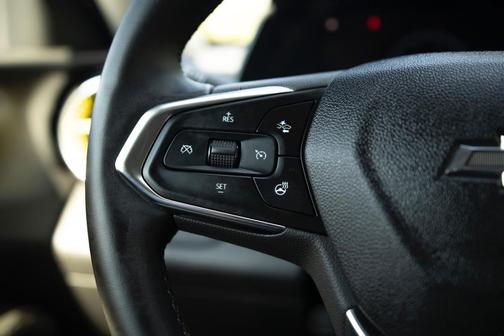 Cayenne Orange Metallic 2024 Chevrolet Trax ACTIV