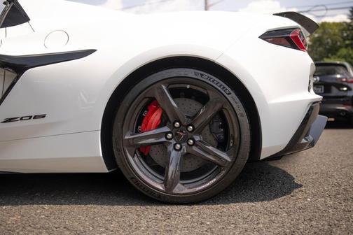 Arctic White 2025 Chevrolet Corvette Z06