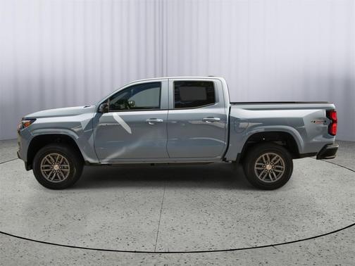 Snowdrift Metallic 2026 Chevrolet Colorado LT