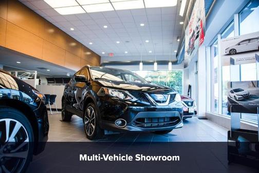 Super Black 2024 Nissan Titan SV