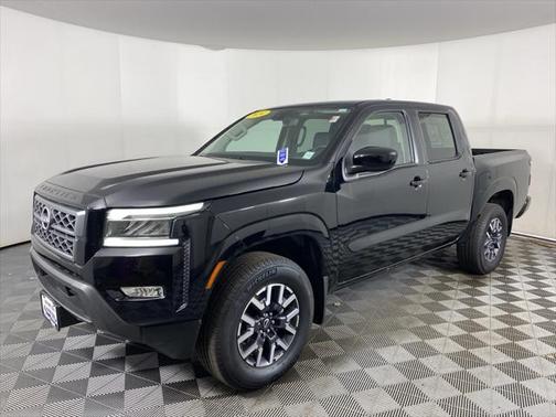 2024 Nissan Frontier SL